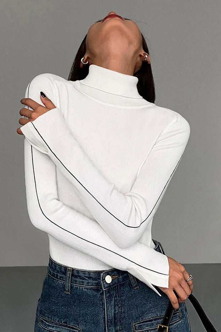 Knit Contrast Whipstitching Long-Sleeve Top
