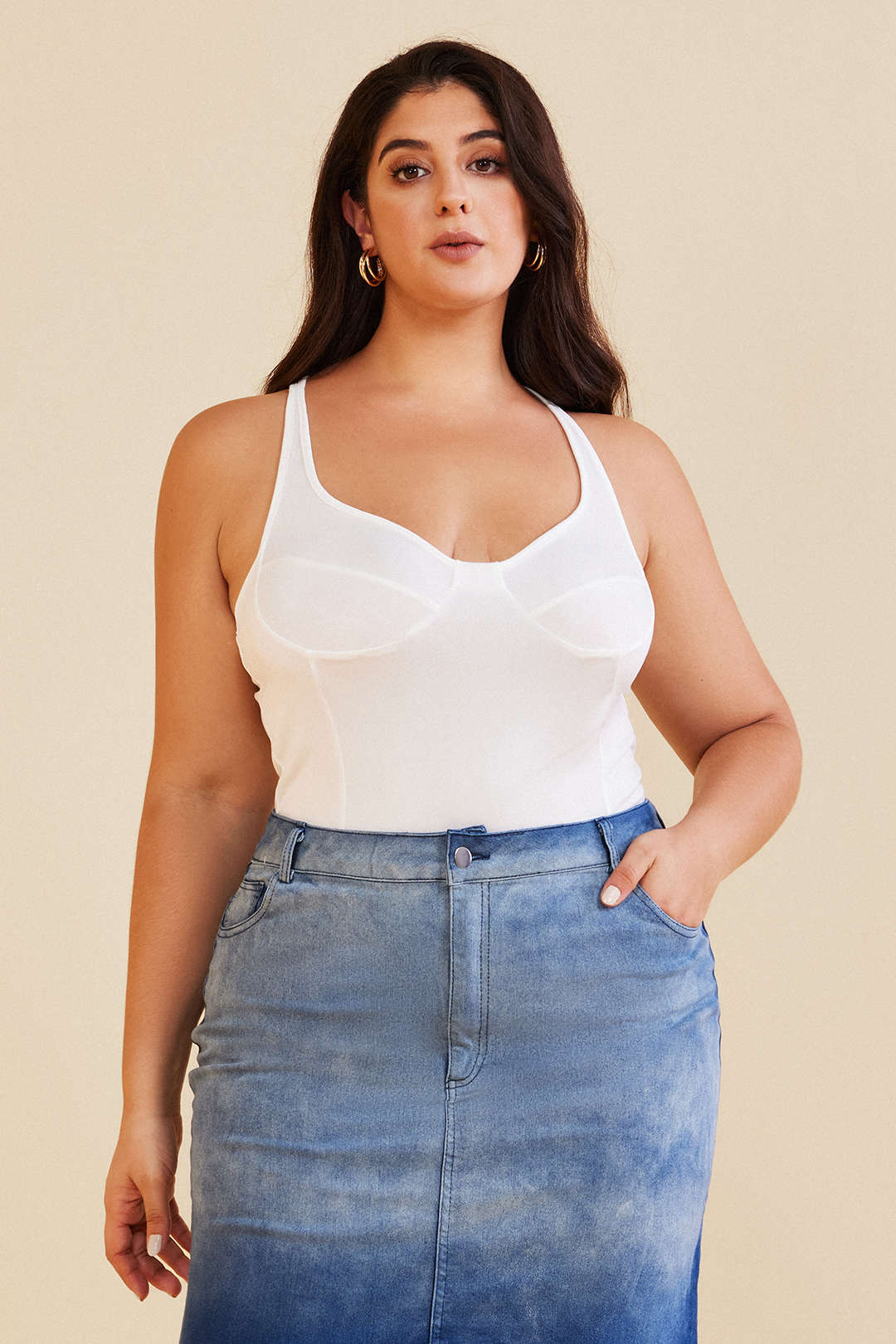 Plus Size Solid Deep-V Neck Bustier Bodysuit